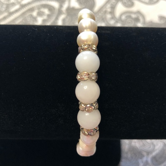 ⬇️ 🌴5 for $20🌴 Fresh water pearl imitation - Picture 2 of 4